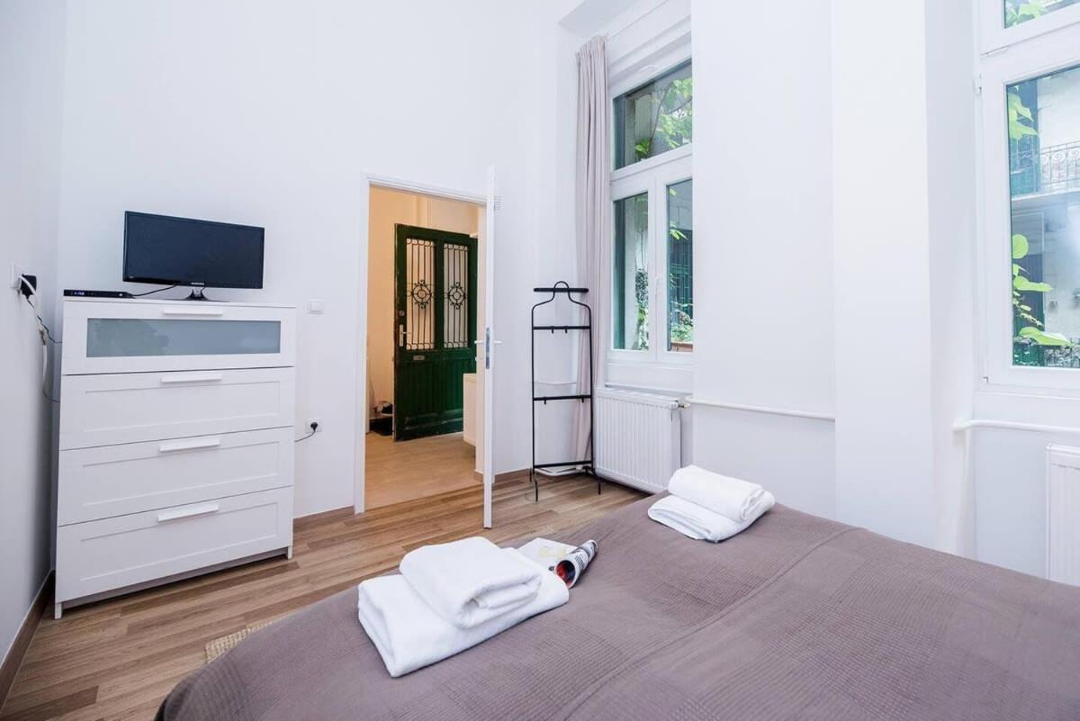 Brand New Central Ac Apartment 布达佩斯 外观 照片